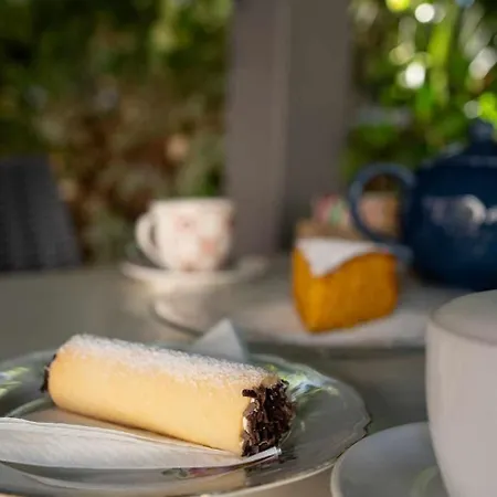 Domo Orise In Pieno Centro Bed and breakfast Orosei