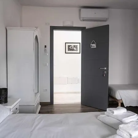 Domo Orise In Pieno Centro Bed & Breakfast *